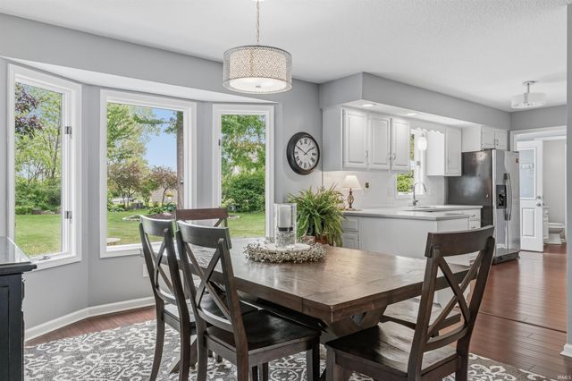 1728 Lakewood Drive, Fort Wayne, IN 46819