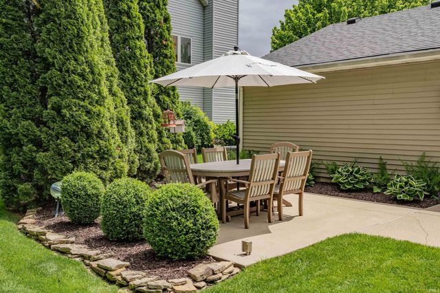 1728 Lakewood Drive, Fort Wayne, IN 46819