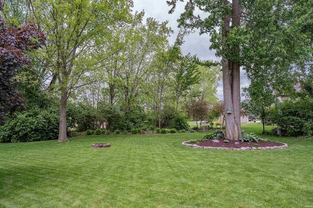 1728 Lakewood Drive, Fort Wayne, IN 46819