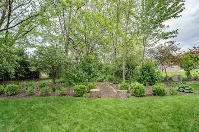 1728 Lakewood Drive, Fort Wayne, IN 46819