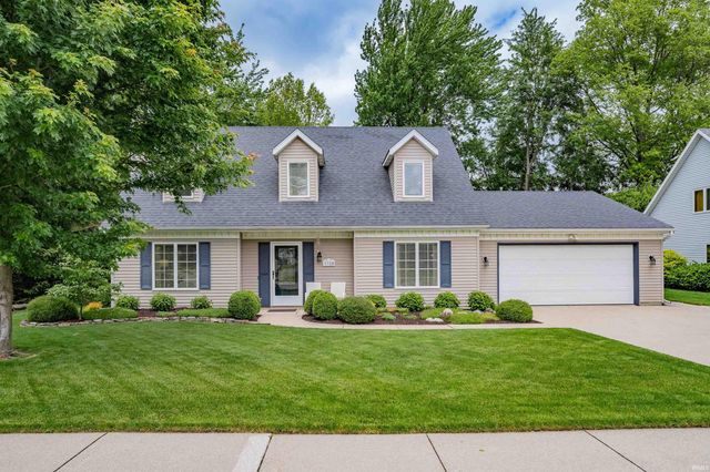 1728 Lakewood Drive, Fort Wayne, IN 46819
