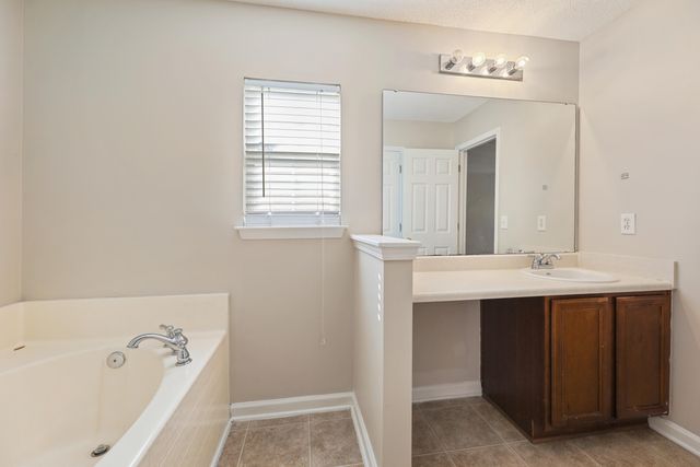 405 Green Park Lane, Goose Creek, SC 29445