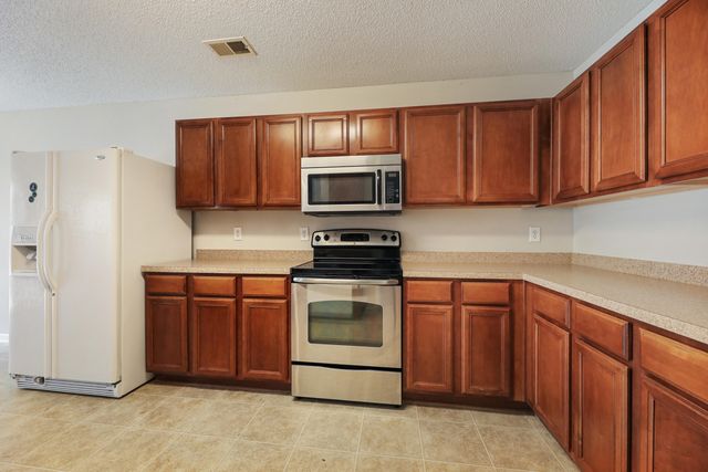405 Green Park Lane, Goose Creek, SC 29445