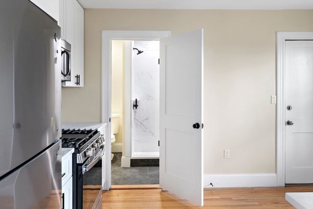 23 Thelma Rd PH, Boston, MA 02122