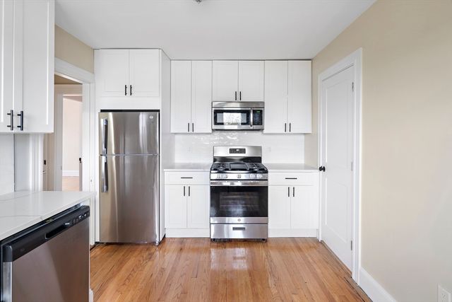 23 Thelma Rd PH, Boston, MA 02122