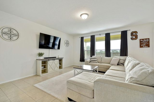 149 Inverness, Boerne, TX 78015