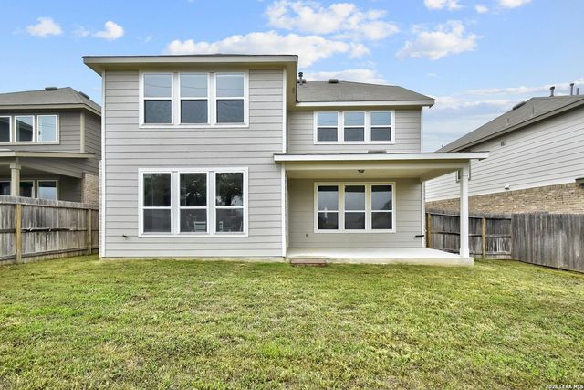 149 Inverness, Boerne, TX 78015