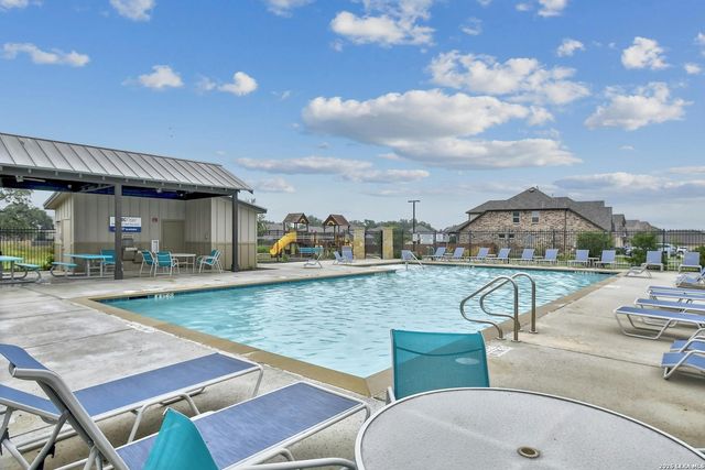 149 Inverness, Boerne, TX 78015