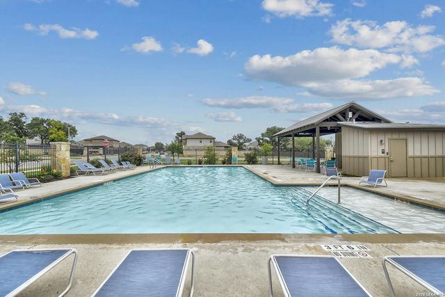 149 Inverness, Boerne, TX 78015