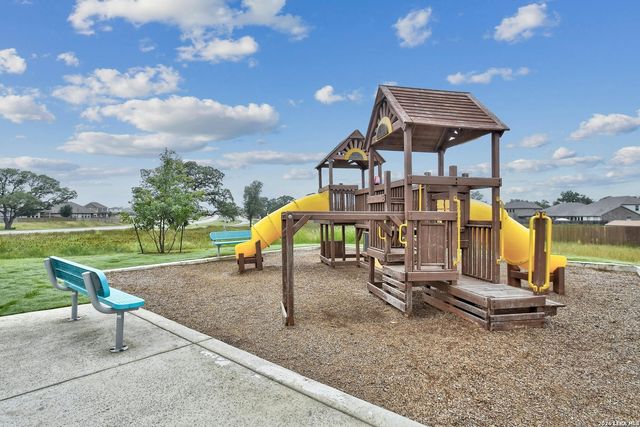 149 Inverness, Boerne, TX 78015