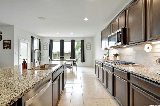 149 Inverness, Boerne, TX 78015