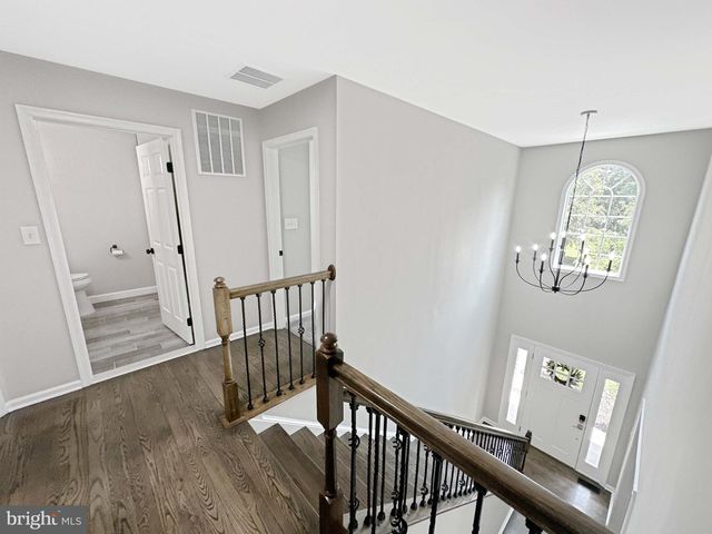 8196 BELL TOWER XING, Pasadena, MD 21122