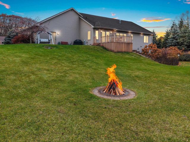 2378 AUTUMN RIDGE TRAIL, Green Bay, WI 54313