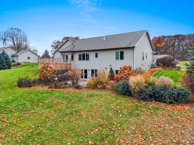 2378 AUTUMN RIDGE TRAIL, Green Bay, WI 54313