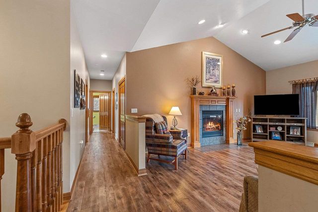 2378 AUTUMN RIDGE TRAIL, Green Bay, WI 54313