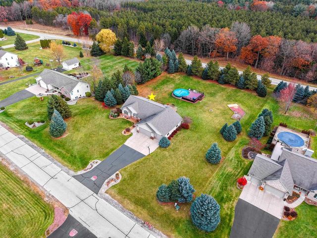 2378 AUTUMN RIDGE TRAIL, Green Bay, WI 54313