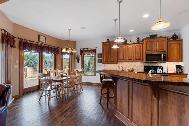 2378 AUTUMN RIDGE TRAIL, Green Bay, WI 54313