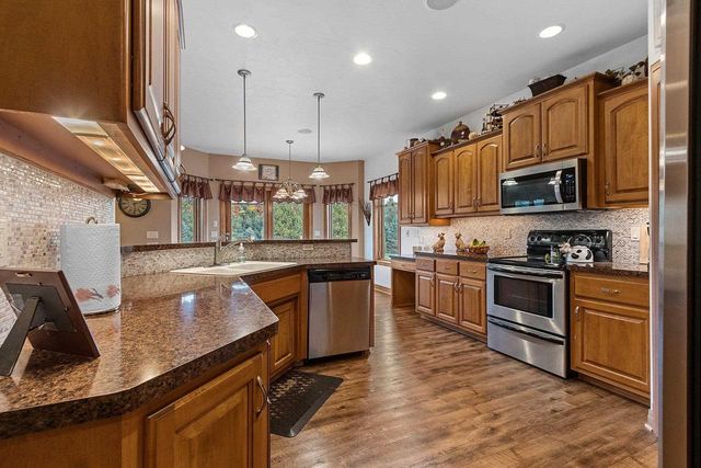 2378 AUTUMN RIDGE TRAIL, Green Bay, WI 54313