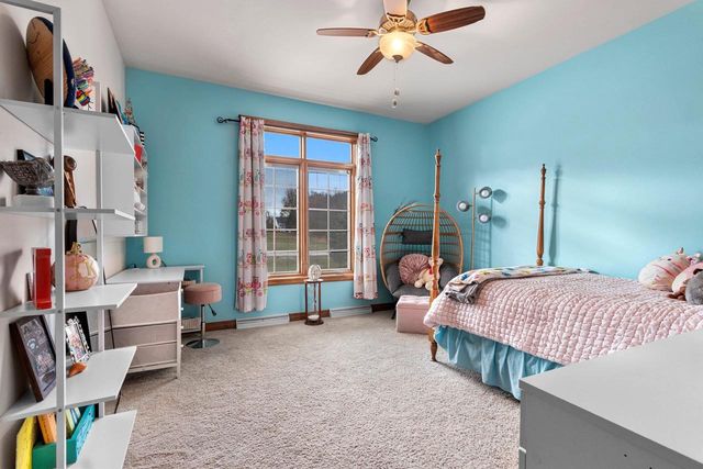 2378 AUTUMN RIDGE TRAIL, Green Bay, WI 54313