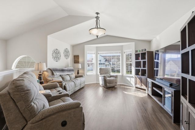 19223 E 6TH Ave, Spokane Valley, WA 99016