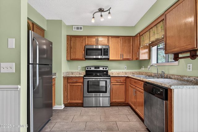 4177 Spirea Drive, Wilmington, NC 28403