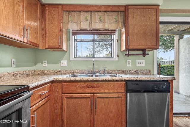 4177 Spirea Drive, Wilmington, NC 28403