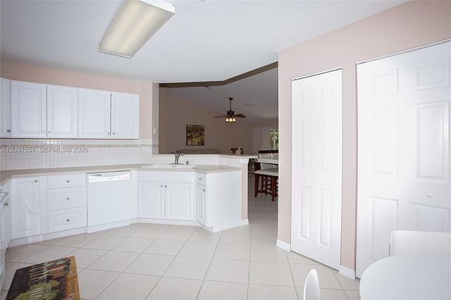 4104 Pine Ridge Ln, Weston, FL 33331