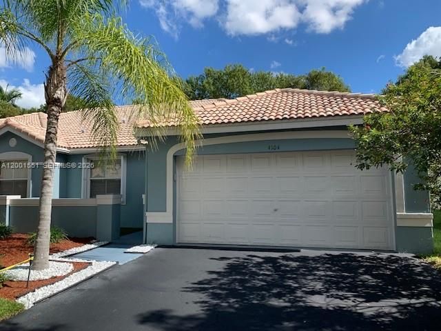 4104 Pine Ridge Ln, Weston, FL 33331