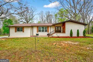 672 Cooley Woods Road, Cleveland, GA 30528