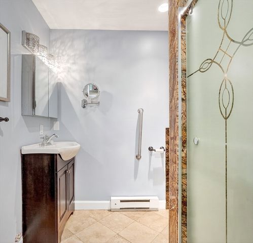 2 Daybreak 2, Wayland, MA 01778