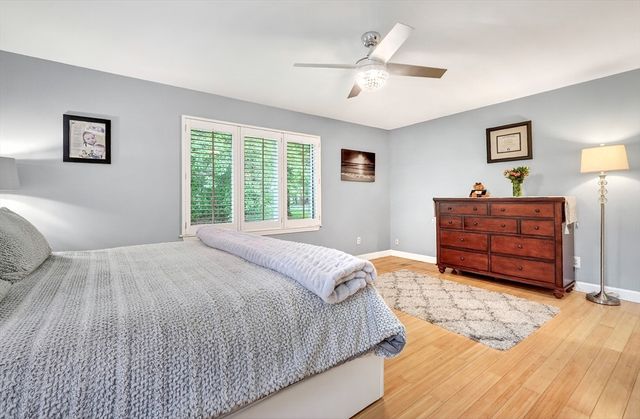 2 Daybreak 2, Wayland, MA 01778