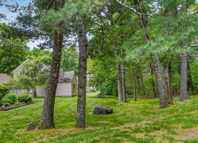 2 Daybreak 2, Wayland, MA 01778