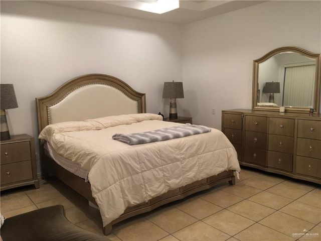 2712 Bluebird Avenue, Mcallen, TX 78504