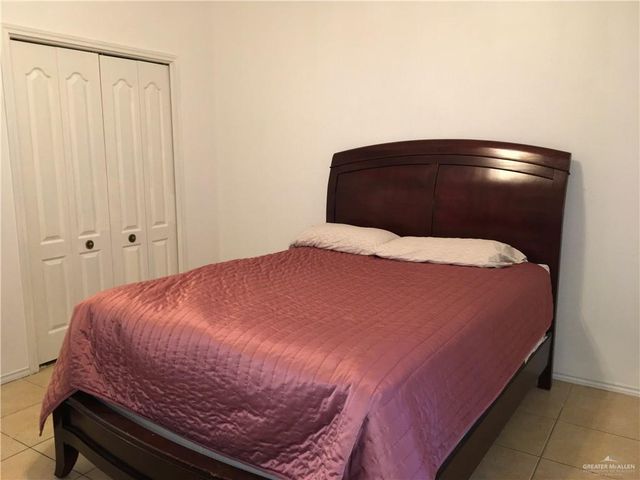 2712 Bluebird Avenue, Mcallen, TX 78504