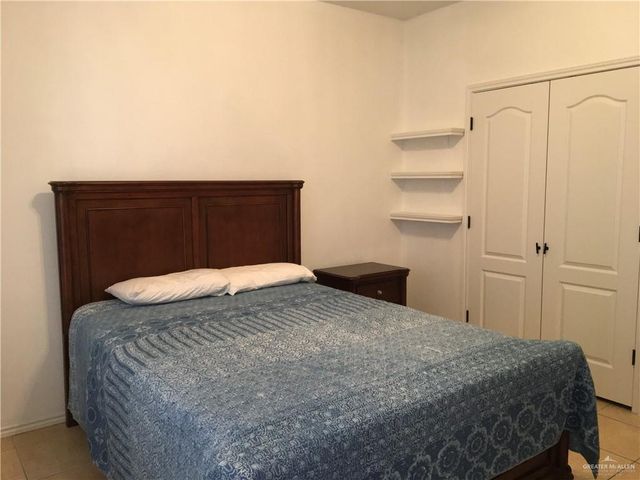 2712 Bluebird Avenue, Mcallen, TX 78504