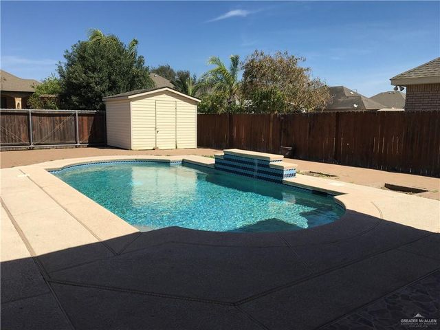 2712 Bluebird Avenue, Mcallen, TX 78504