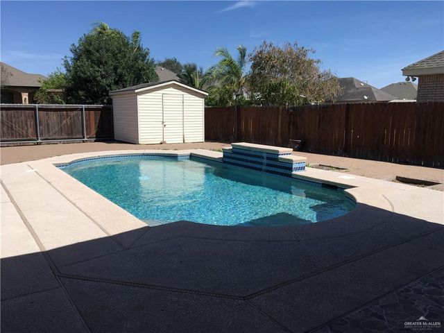 2712 Bluebird Avenue, Mcallen, TX 78504