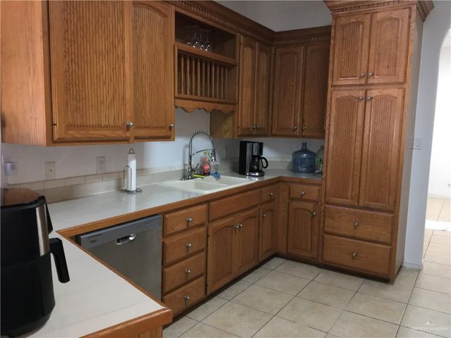 2712 Bluebird Avenue, Mcallen, TX 78504