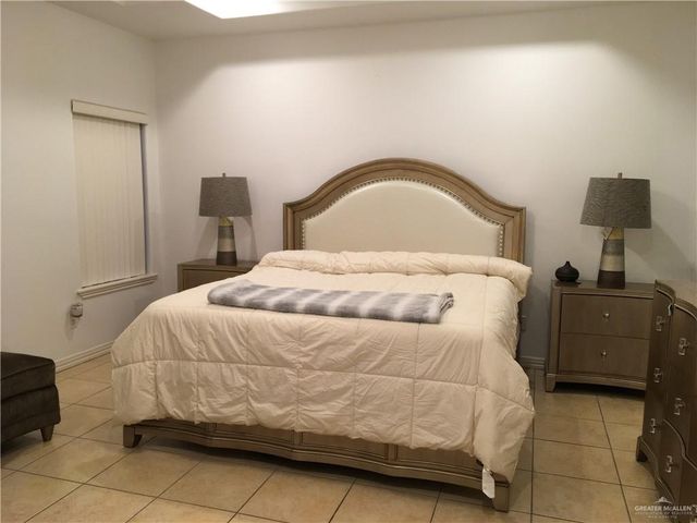 2712 Bluebird Avenue, Mcallen, TX 78504