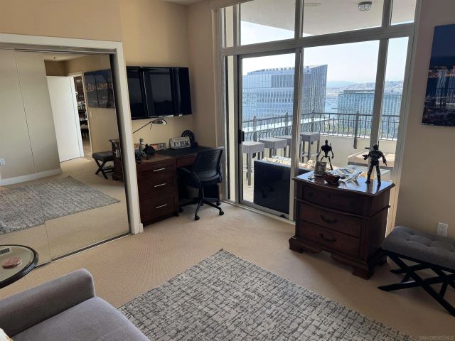 700 W Harbor Dr 2503, San Diego, CA 92101