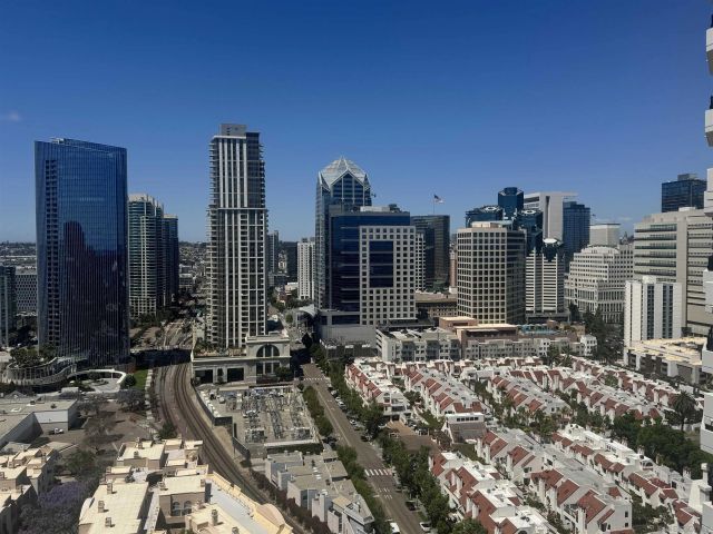 700 W Harbor Dr 2503, San Diego, CA 92101