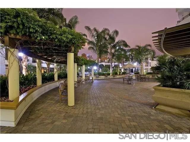 700 W Harbor Dr 2503, San Diego, CA 92101