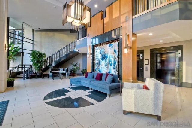 700 W Harbor Dr 2503, San Diego, CA 92101