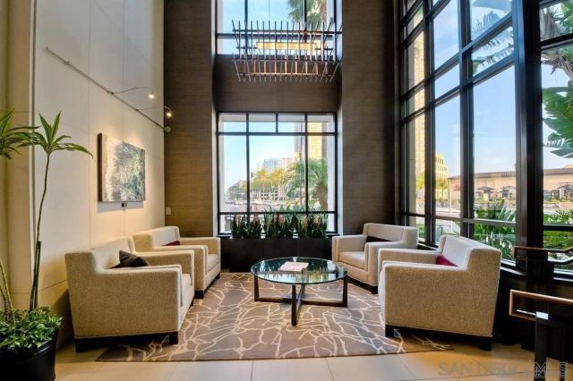 700 W Harbor Dr 2503, San Diego, CA 92101