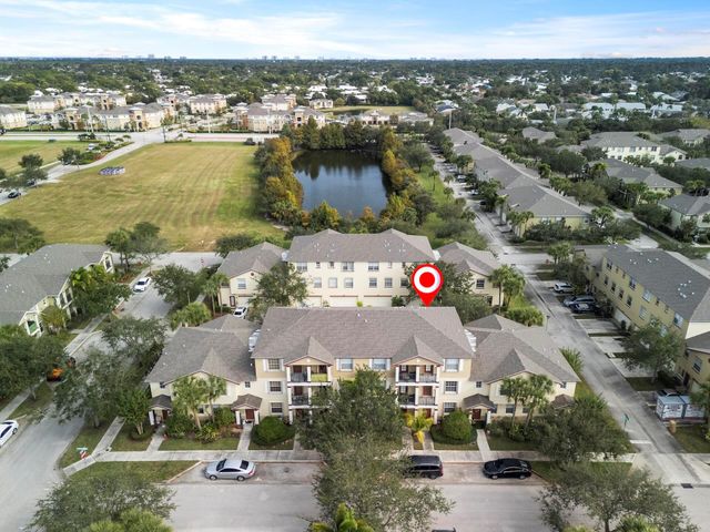 1901 SE High Springs Drive, Port St Lucie, FL 34952