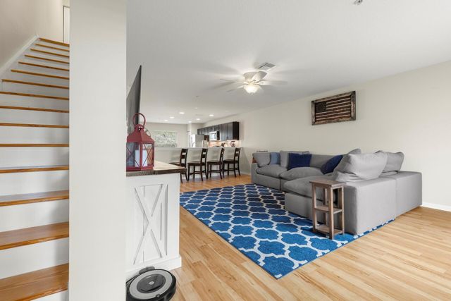 1901 SE High Springs Drive, Port St Lucie, FL 34952