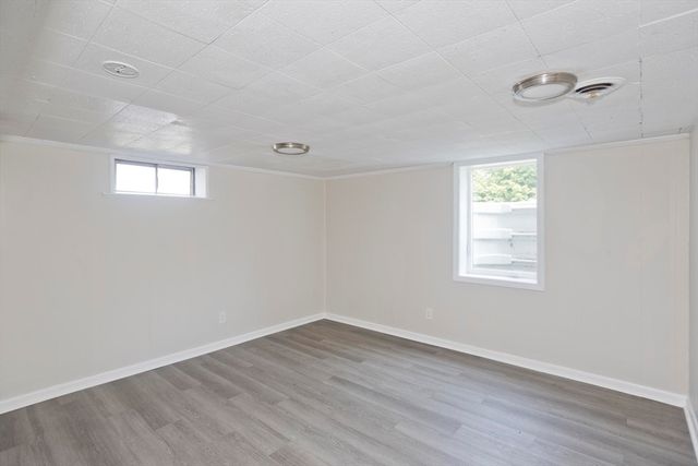 11 Mountainview St, Chicopee, MA 01020