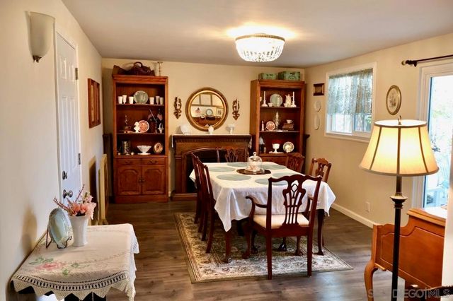 1259 Siggson Ave, Escondido, CA 92027