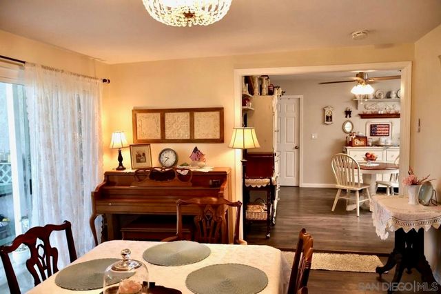 1259 Siggson Ave, Escondido, CA 92027