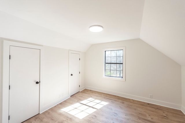 655 Cummings Ln, Cottontown, TN 37048
